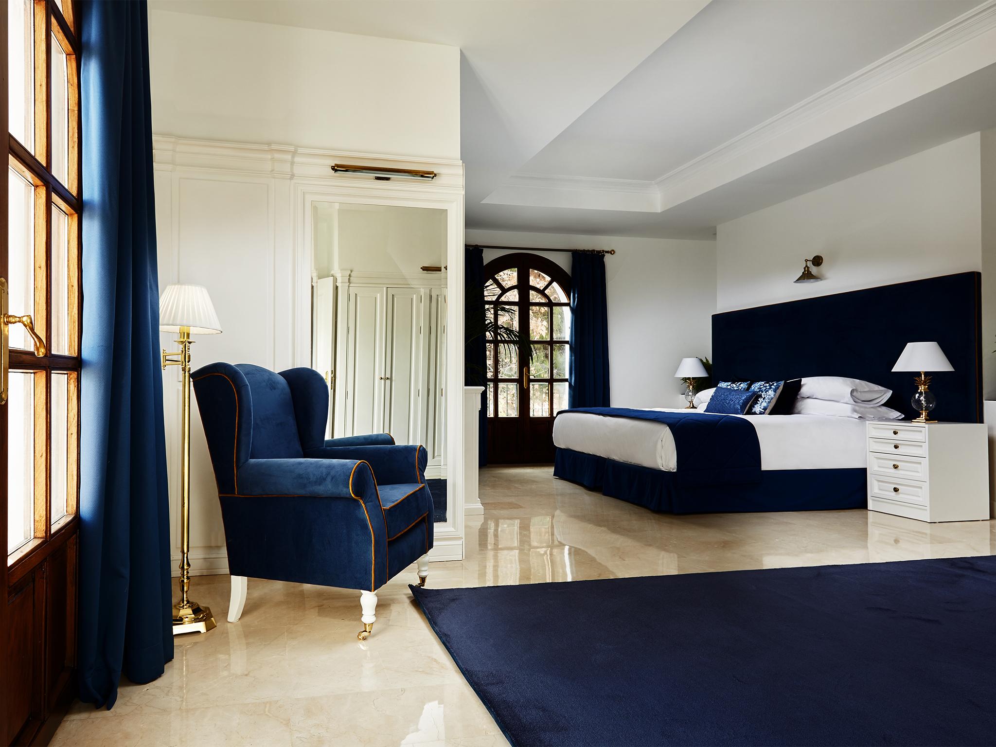 Hotel The Touch Puerto Banus Marbella Exterior photo