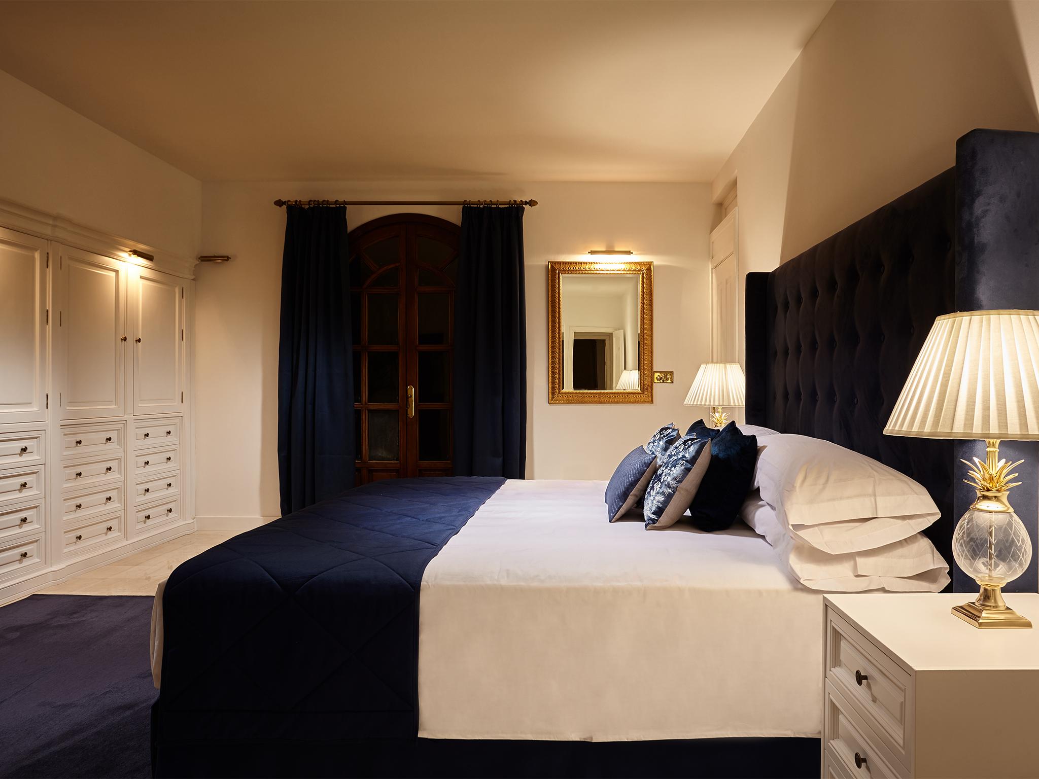 Hotel The Touch Puerto Banus Marbella Exterior photo