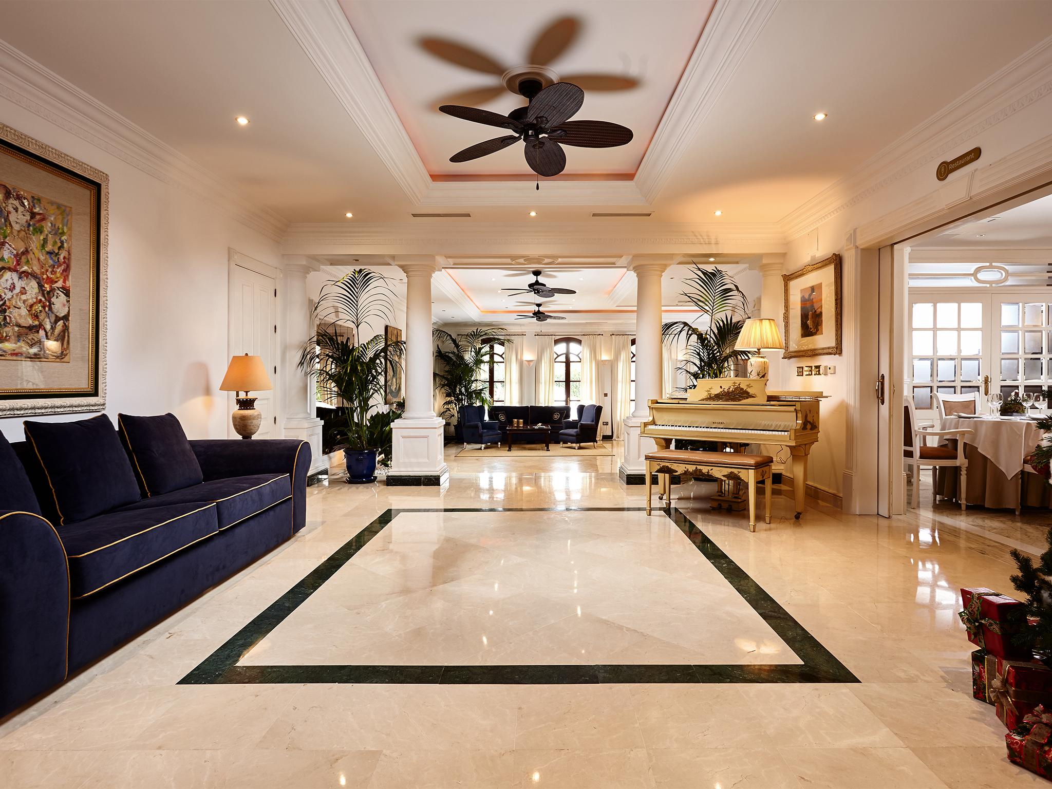 Hotel The Touch Puerto Banus Marbella Exterior photo